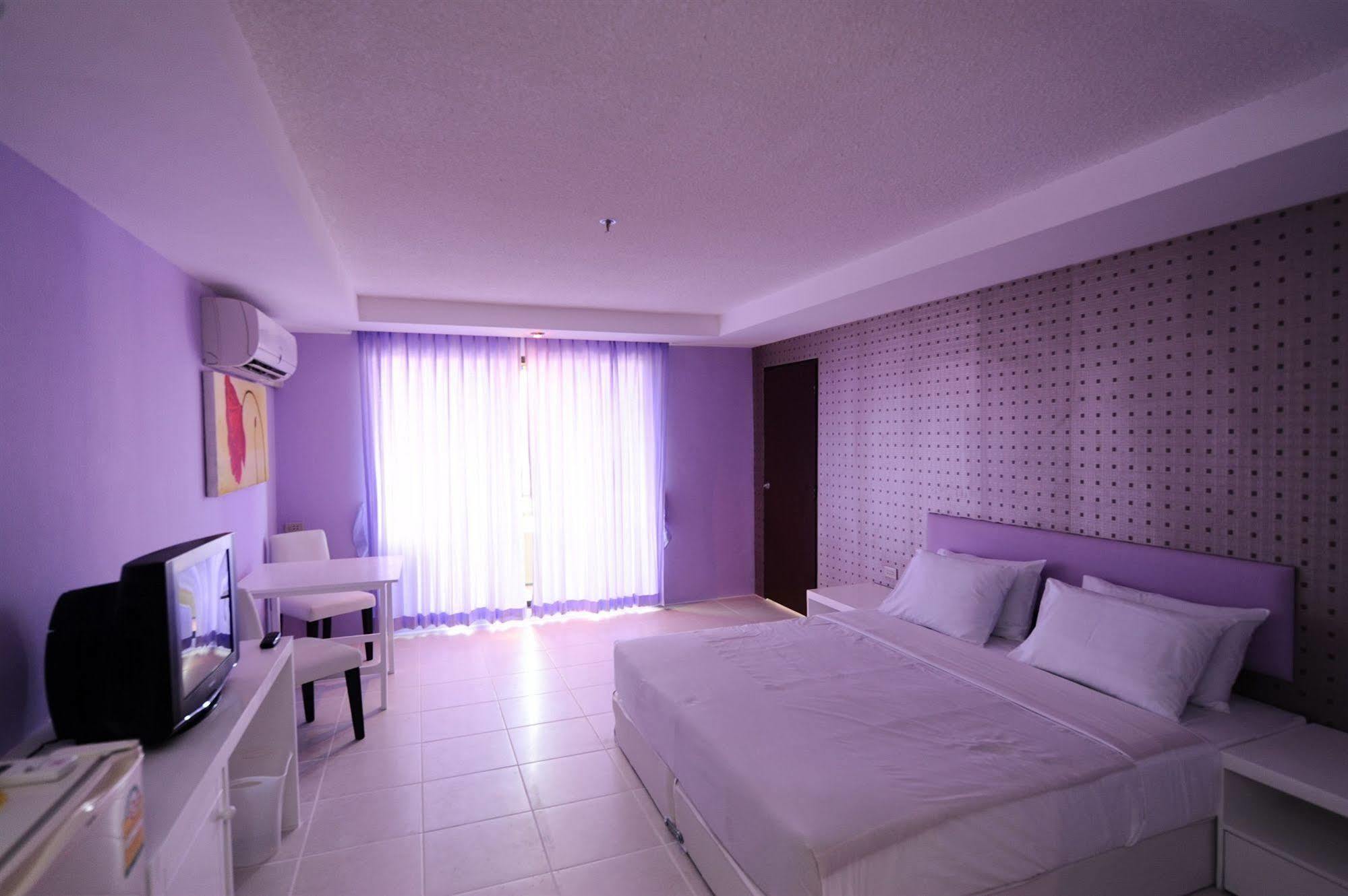 Angket Hip Residence Патая Екстериор снимка