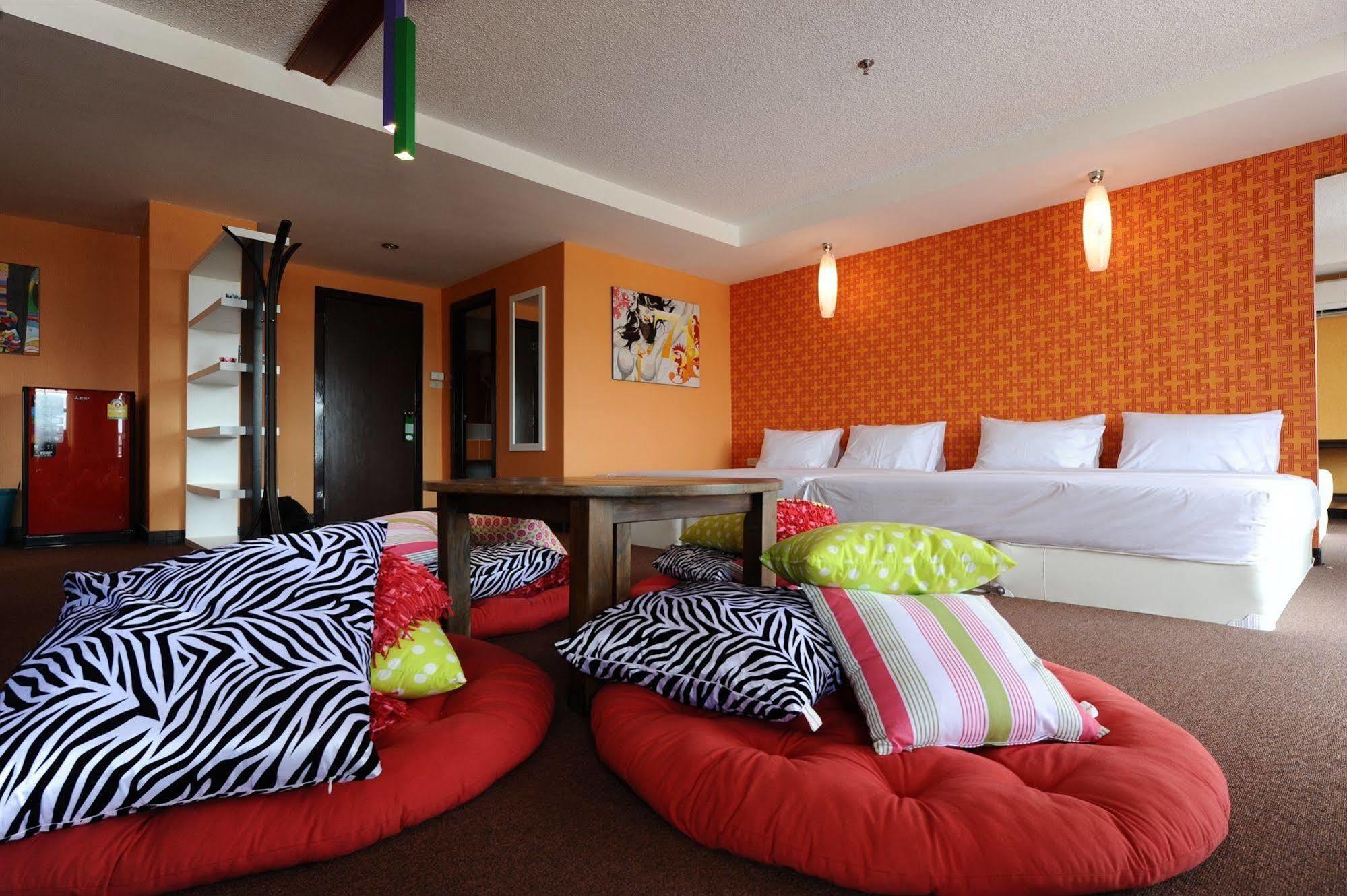 Angket Hip Residence Патая Екстериор снимка