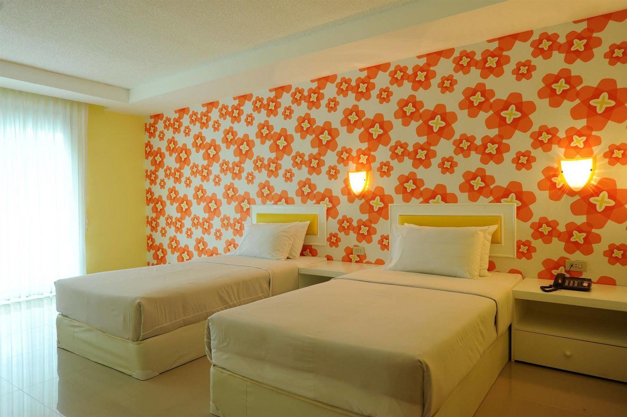 Angket Hip Residence Патая Екстериор снимка