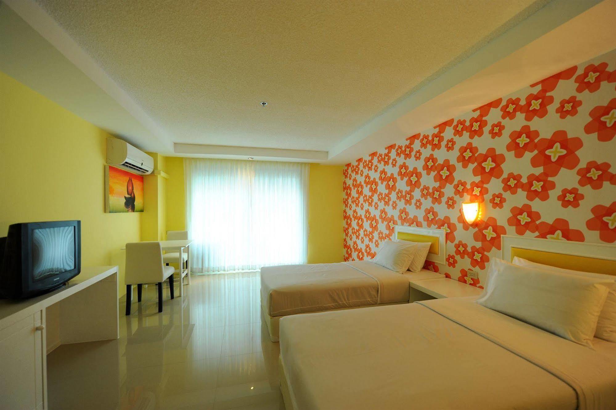 Angket Hip Residence Патая Екстериор снимка