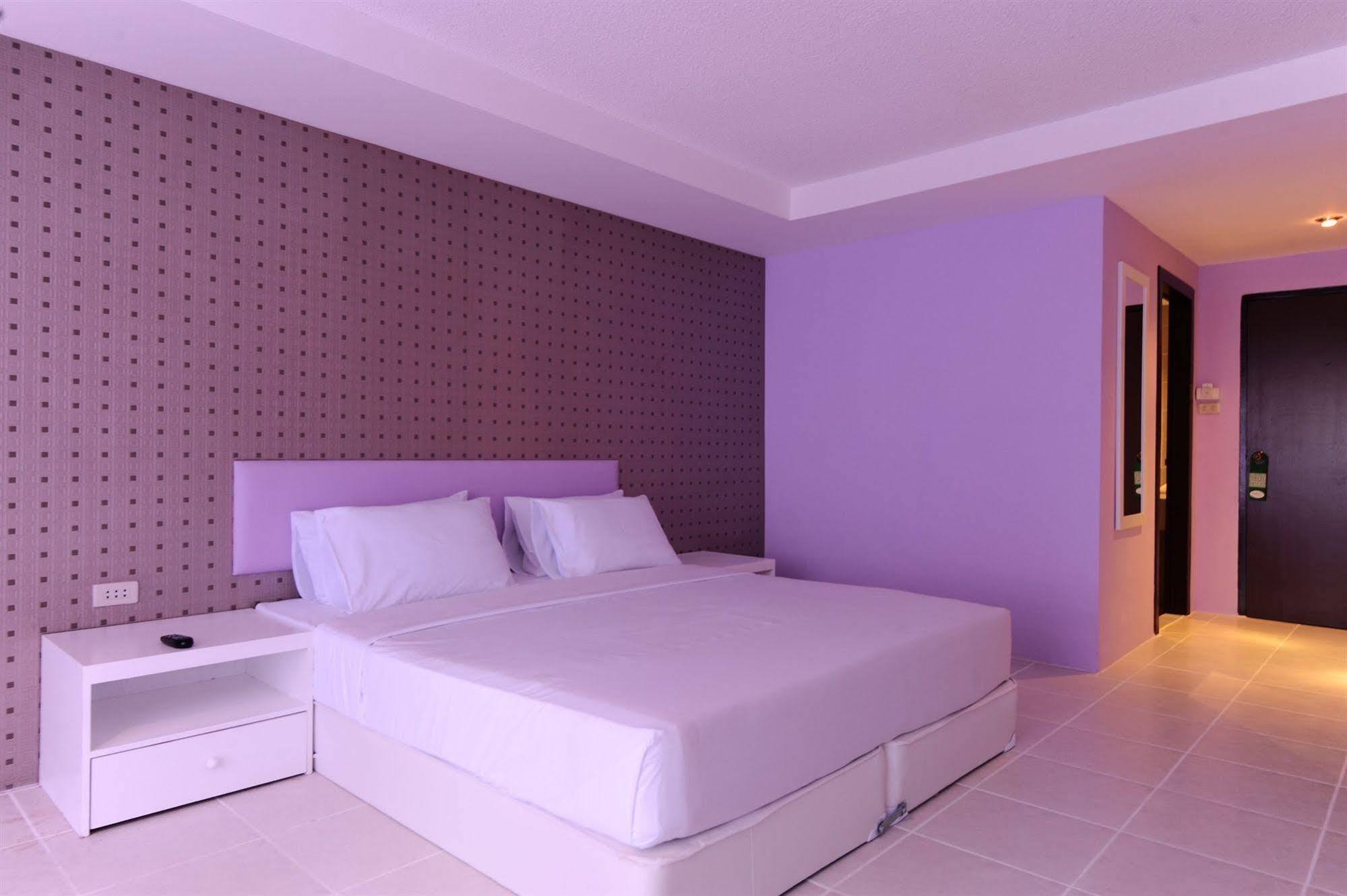 Angket Hip Residence Патая Екстериор снимка