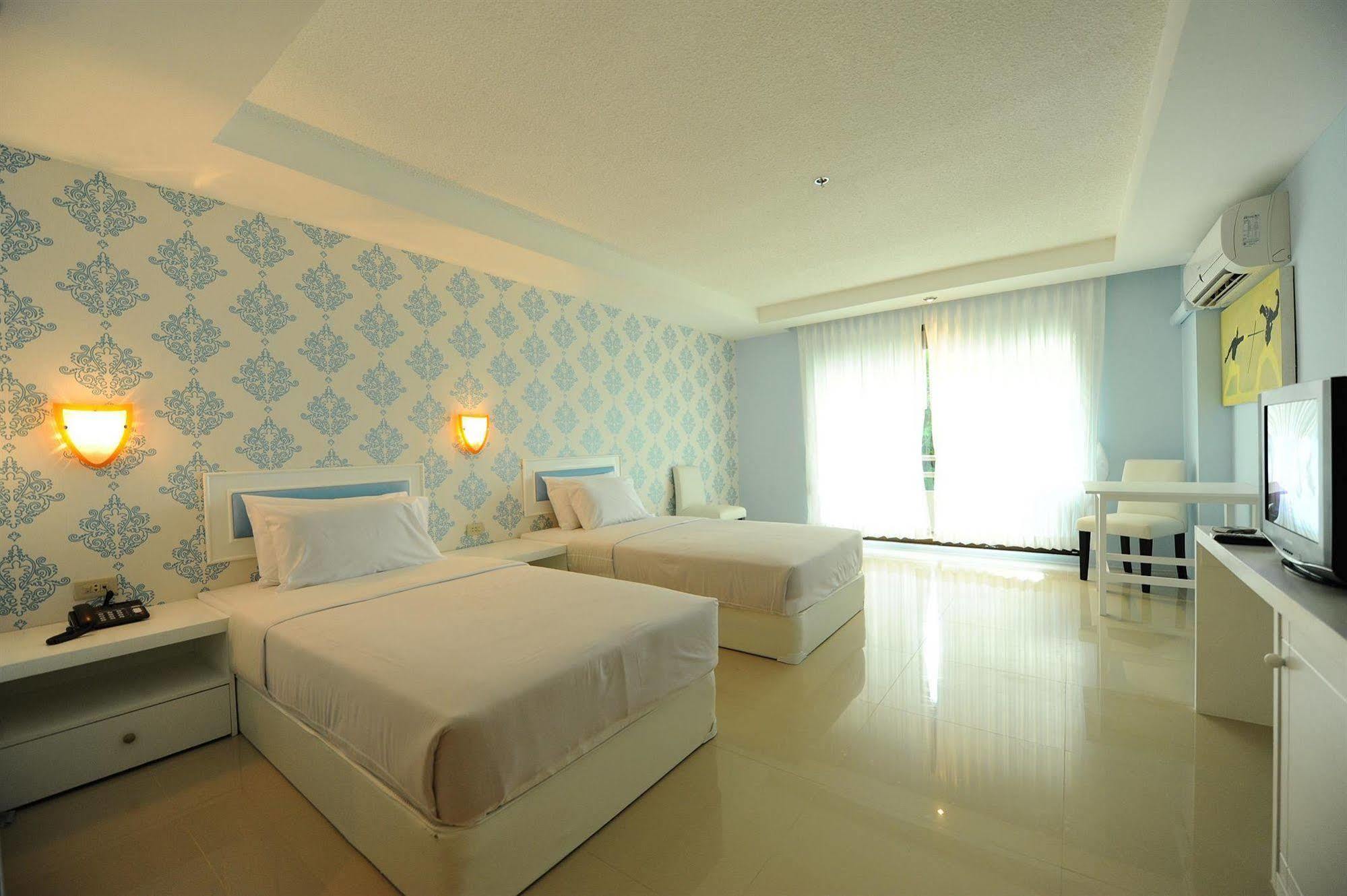Angket Hip Residence Патая Екстериор снимка