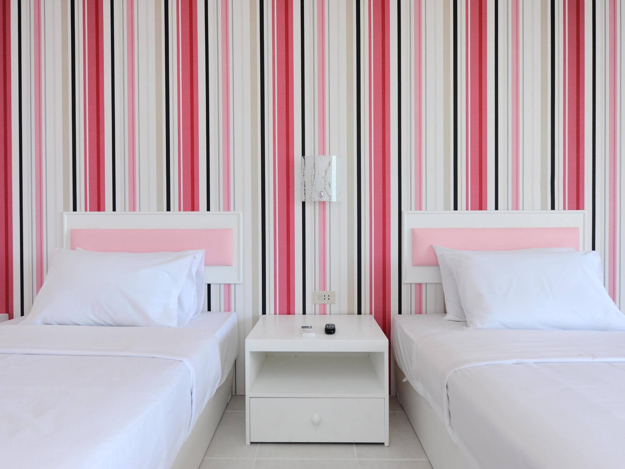 Angket Hip Residence Патая Екстериор снимка