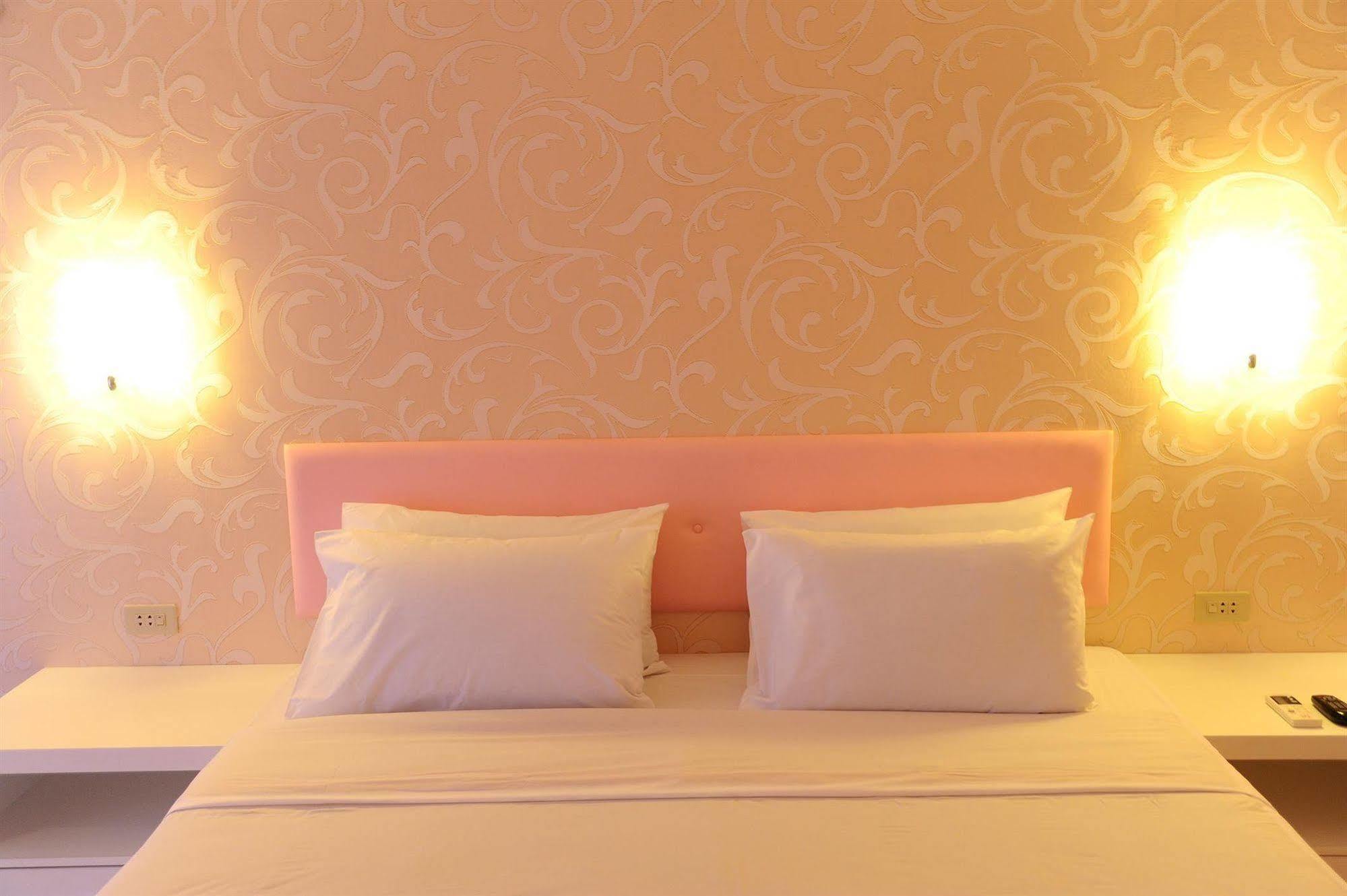 Angket Hip Residence Патая Екстериор снимка